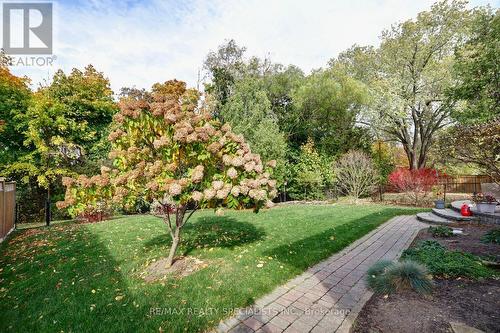 2208 Waycross Crescent, Mississauga, ON - Outdoor