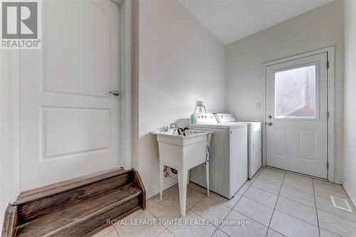 21 Fusilier Drive, Toronto, ON - Indoor Photo Showing Laundry Room