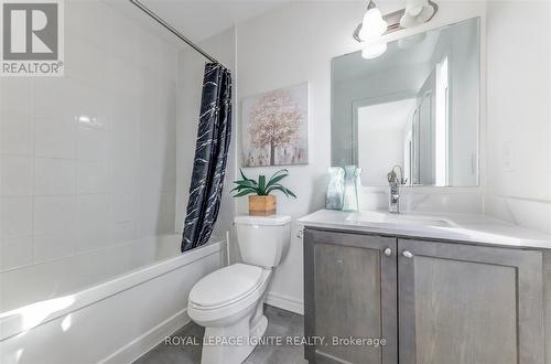 21 Fusilier Drive, Toronto, ON - Indoor Photo Showing Bathroom