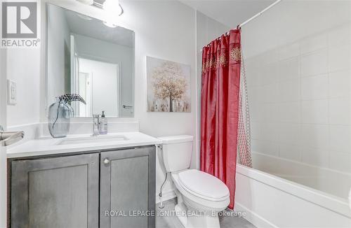 21 Fusilier Drive, Toronto, ON - Indoor Photo Showing Bathroom