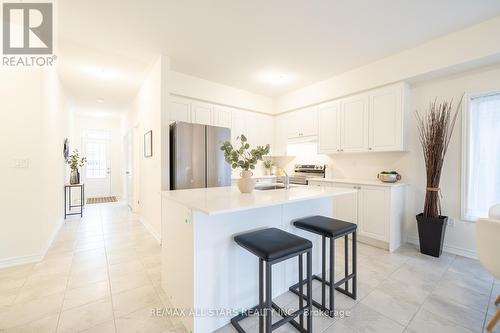 111 Robin Trail, Scugog, ON - Indoor Photo Showing Kitchen