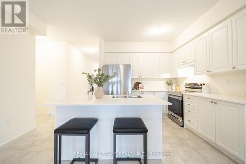 111 Robin Trail, Scugog, ON - Indoor Photo Showing Kitchen