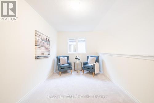 111 Robin Trail, Scugog, ON - Indoor Photo Showing Other Room