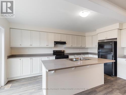 1147 Dragonfly Avenue, Pickering, ON - Indoor Photo Showing Kitchen With Double Sink