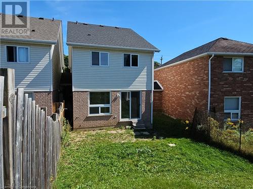 105 Activa Avenue, Kitchener, ON - Outdoor