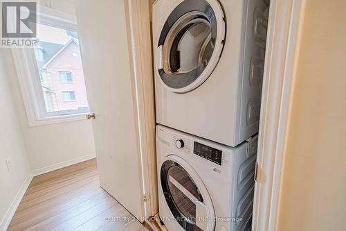 1006 - 75 Weldrick Road E, Richmond Hill, ON - Indoor Photo Showing Laundry Room