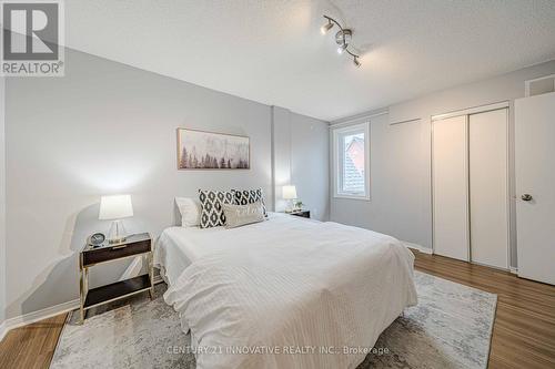 1006 - 75 Weldrick Road E, Richmond Hill, ON - Indoor Photo Showing Bedroom