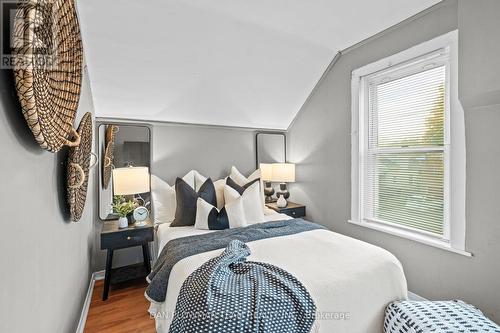 269 Court Street, Oshawa, ON - Indoor Photo Showing Bedroom