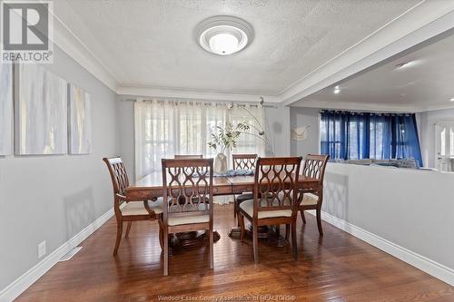 2725 Buckingham Drive, Windsor, ON - Indoor Photo Showing Dining Room