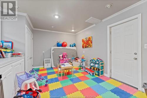 2725 Buckingham Drive, Windsor, ON - Indoor Photo Showing Other Room