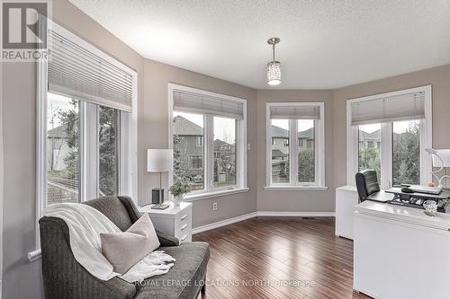 12 Smart Court, Collingwood, ON - Indoor Photo Showing Living Room