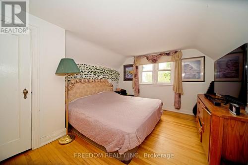 86 Neywash Street, Orillia, ON - Indoor Photo Showing Bedroom