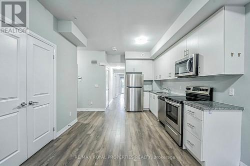 713 - 2635 William Jackson Drive, Pickering, ON - Indoor Photo Showing Kitchen With Stainless Steel Kitchen