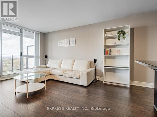 1800 - 33 Sheppard Avenue E, Toronto, ON - Indoor Photo Showing Living Room