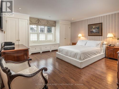 253 Dunvegan Road, Toronto, ON - Indoor Photo Showing Bedroom