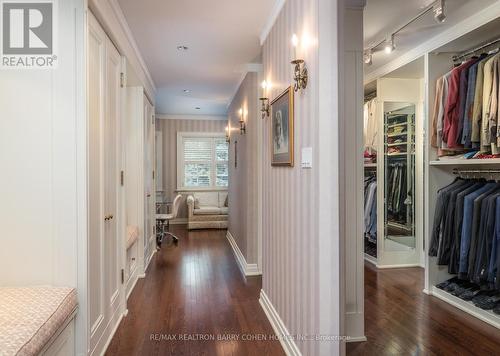 253 Dunvegan Road, Toronto, ON - Indoor