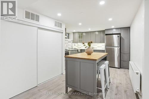 75 Rivercourt Boulevard, Toronto, ON - Indoor Photo Showing Kitchen