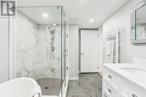 75 Rivercourt Boulevard, Toronto, ON - Indoor Photo Showing Bathroom