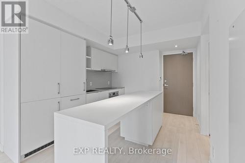 1503 - 88 Harbour Street, Toronto, ON - Indoor Photo Showing Kitchen