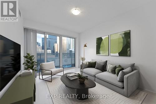 1503 - 88 Harbour Street, Toronto, ON - Indoor Photo Showing Living Room