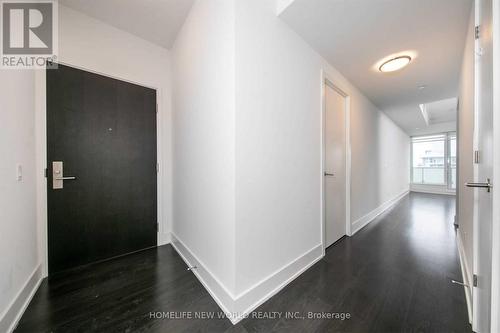 2413 - 403 Church Street, Toronto, ON - Indoor Photo Showing Other Room