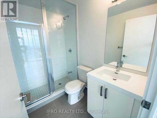 504 - 1603 Eglinton Avenue W, Toronto, ON - Indoor Photo Showing Bathroom