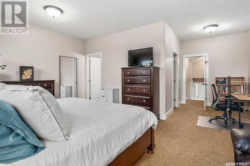 331 Klassen Crescent, Saskatoon, SK - Indoor Photo Showing Bedroom