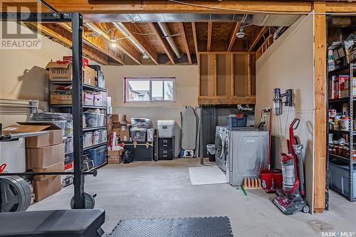 331 Klassen Crescent, Saskatoon, SK - Indoor Photo Showing Basement