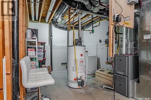 331 Klassen Crescent, Saskatoon, SK - Indoor Photo Showing Basement