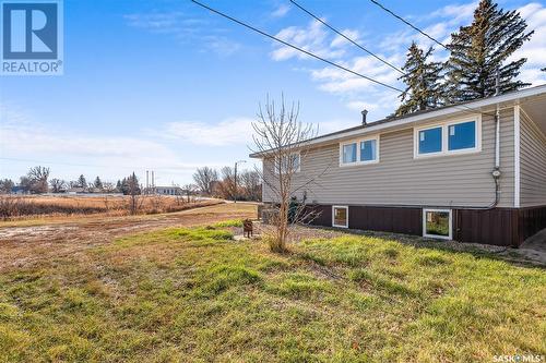 873 4Th Avenue Ne, Moose Jaw, SK - Outdoor