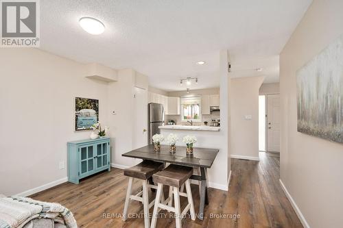 20 - 215 Commissioners Road W, London, ON - Indoor Photo Showing Dining Room