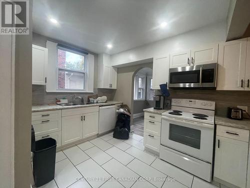 300 Huron Street, London, ON - Indoor Photo Showing Kitchen