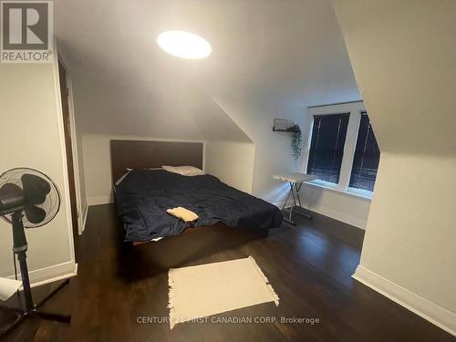 300 Huron Street, London, ON - Indoor Photo Showing Bedroom