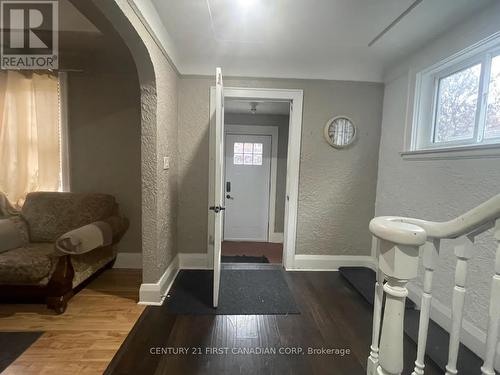 300 Huron Street, London, ON - Indoor Photo Showing Other Room