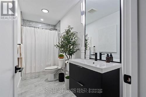 3455 Grand Oak Crossing, London, ON - Indoor Photo Showing Bathroom