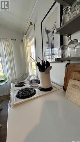 90 Riverside Road, Katepwa Beach, SK - Indoor Photo Showing Kitchen