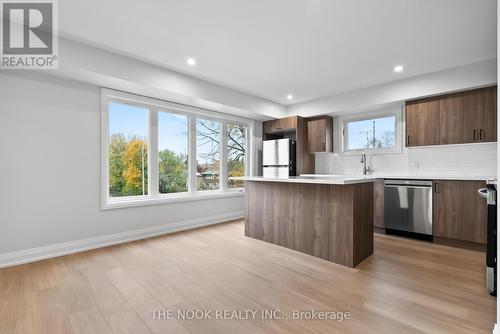 2Nd Flr - 525 Larry Avenue, Oshawa (Samac), ON - Indoor Photo Showing Kitchen