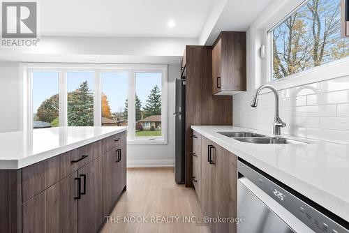 2Nd Flr - 525 Larry Avenue, Oshawa (Samac), ON - Indoor Photo Showing Kitchen With Double Sink