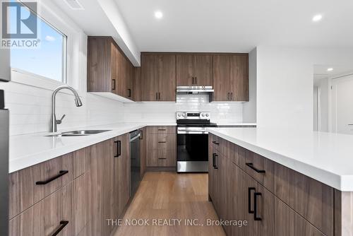 2Nd Flr - 525 Larry Avenue, Oshawa (Samac), ON - Indoor Photo Showing Kitchen With Double Sink With Upgraded Kitchen