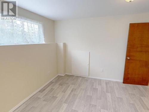 5044 Manson Ave, Powell River, BC - Indoor Photo Showing Other Room