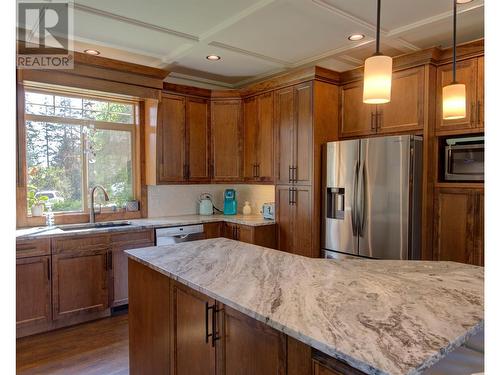 4322 Sharp Road, Armstrong, BC - Indoor Photo Showing Kitchen With Double Sink