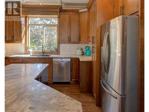 4322 Sharp Road, Armstrong, BC - Indoor Photo Showing Kitchen