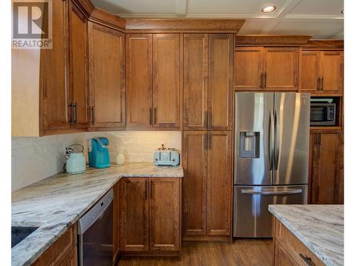 4322 Sharp Road, Armstrong, BC - Indoor Photo Showing Kitchen