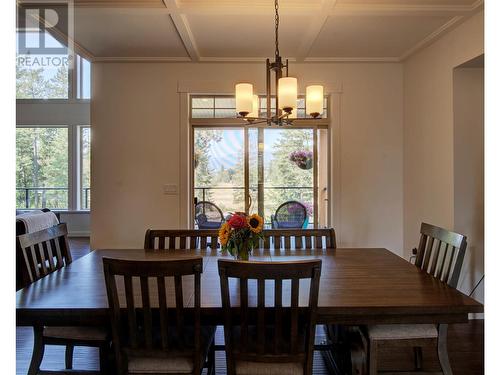 4322 Sharp Road, Armstrong, BC - Indoor Photo Showing Dining Room