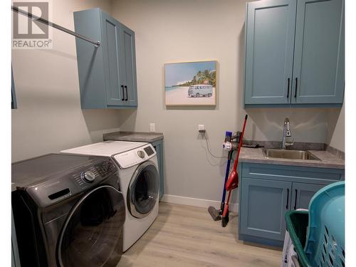 4322 Sharp Road, Armstrong, BC - Indoor Photo Showing Laundry Room