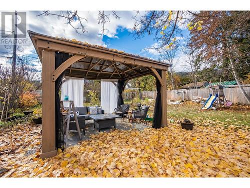 1696 Ridgewood Drive Drive, Castlegar, BC - Outdoor