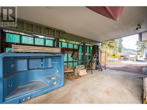 1696 Ridgewood Drive Drive, Castlegar, BC - 