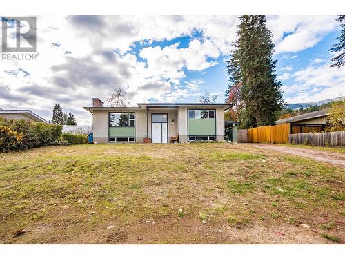 1696 Ridgewood Drive Drive, Castlegar, BC - Outdoor