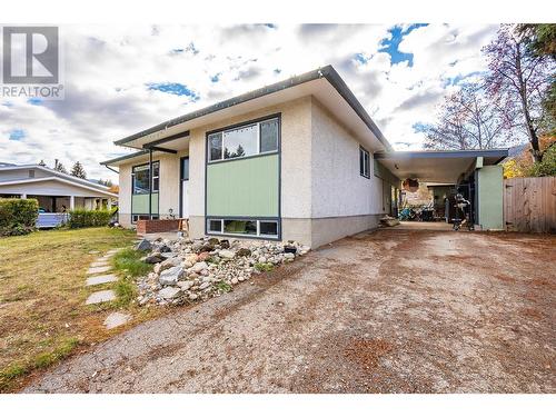 1696 Ridgewood Drive Drive, Castlegar, BC - Outdoor With Deck Patio Veranda