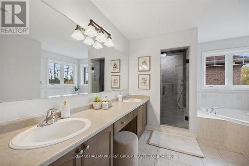 10 Duckfield Crescent, Ajax (South East), ON - Indoor Photo Showing Bathroom